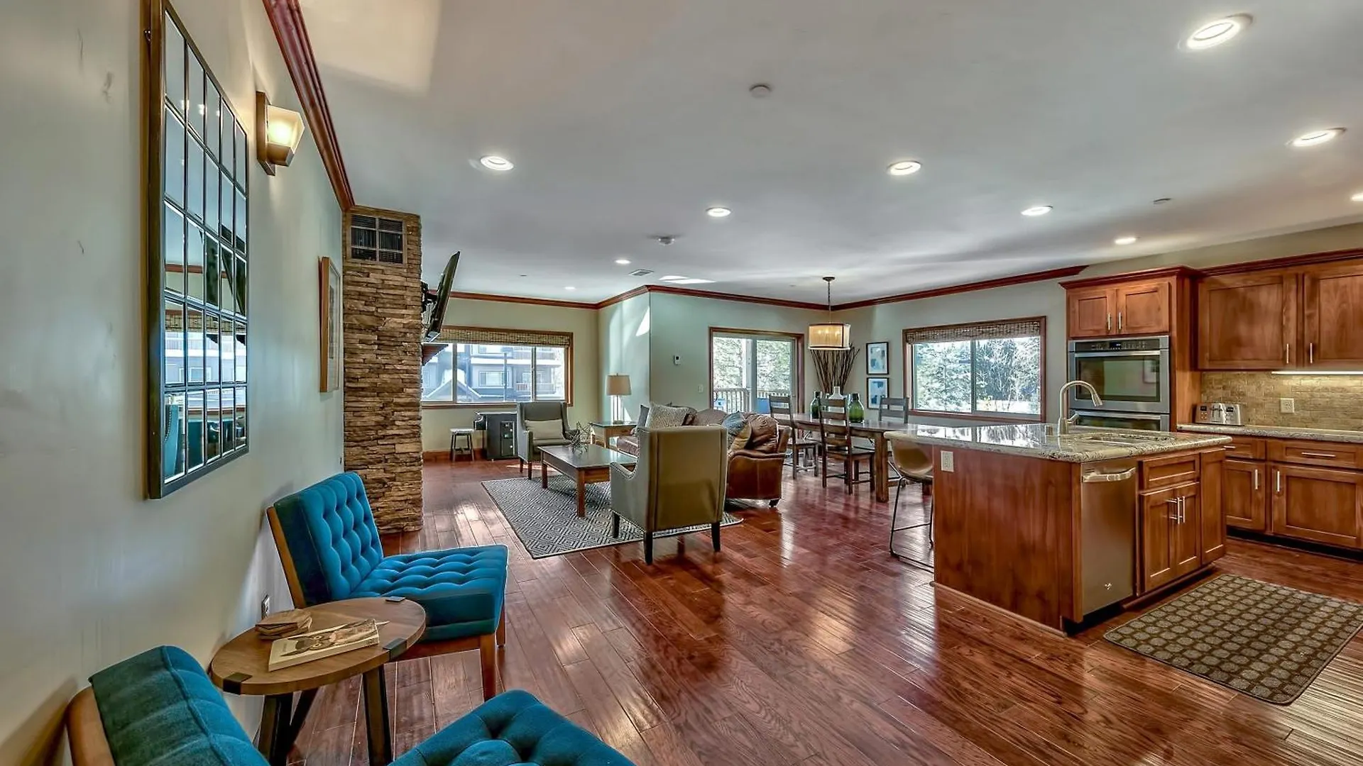 Villa Tahoe Woods 101 At Stateline - Walk To Lake Pets South Lake Tahoe États-Unis